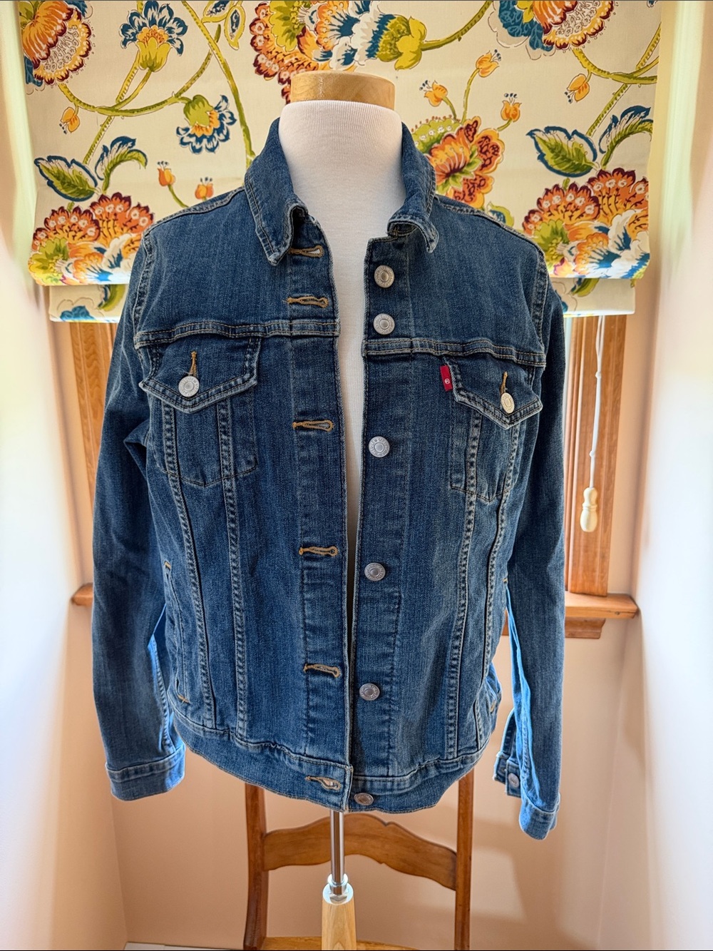 Levi's Medium Blue Denim Trucker Jacket with Red Tab